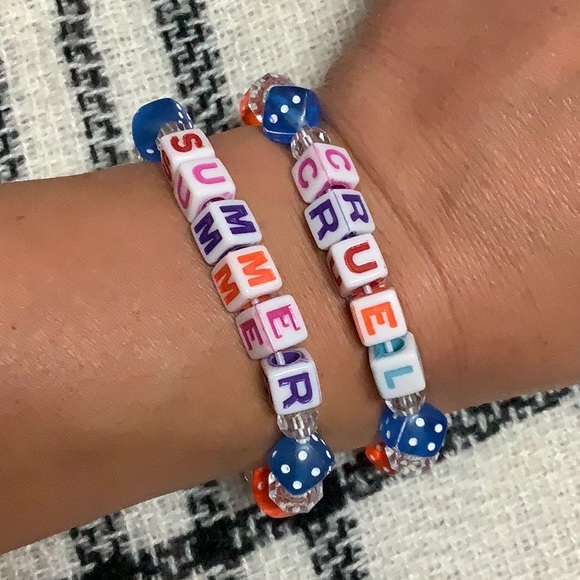 Cruel summer Taylor Swift beaded dice friendship bracelets - Picture 4 of 4